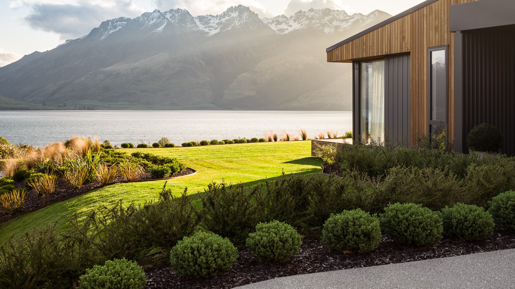 Elevated everyday living